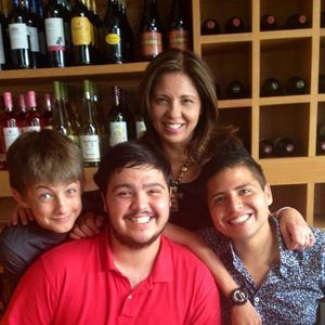 Meet your Posher, Laura